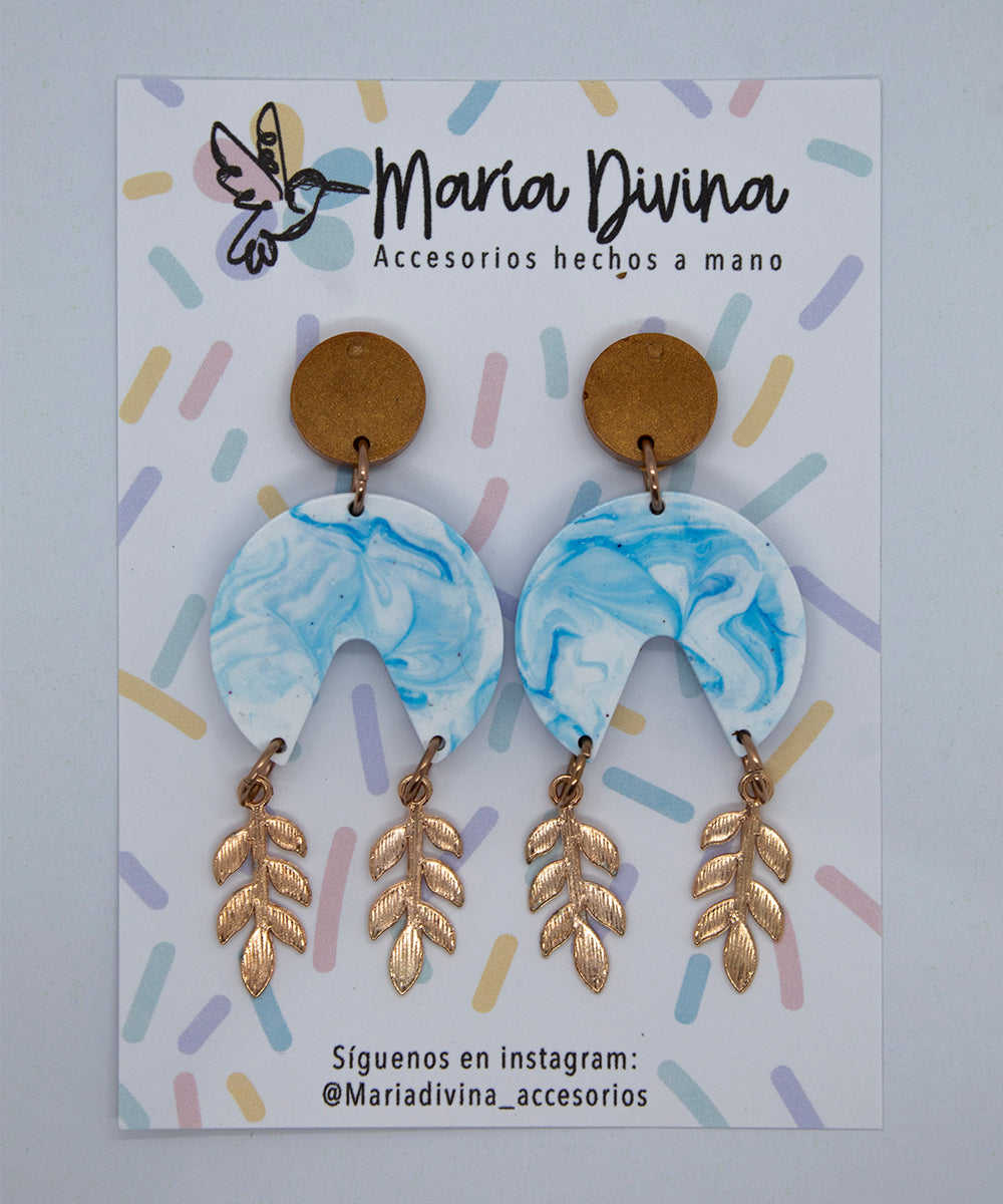 Aros colgantes marmolado celeste